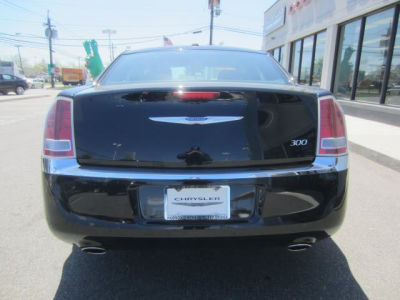 2012 Chrysler 300  Limited