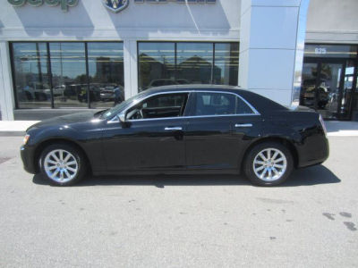 2012 Chrysler 300  Limited