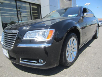 2012 Chrysler 300  Limited