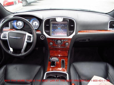 2012 Chrysler 300  Limited