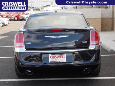 2012 Chrysler 300  Limited