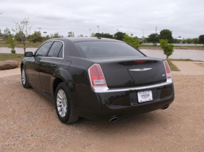 2012 Chrysler 300  Base