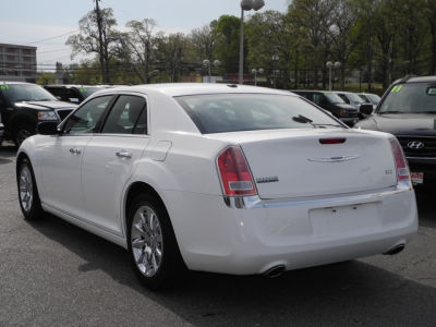 2012 Chrysler 300  Limited