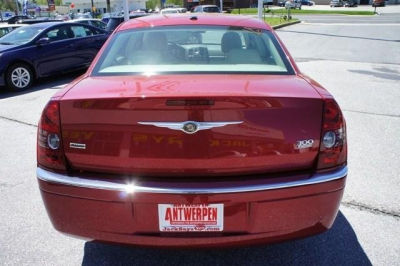 2010 Chrysler 300  Limited