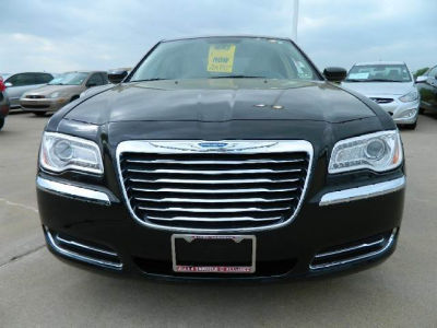 2011 Chrysler 300  Base