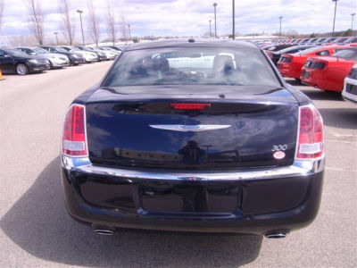 2012 Chrysler 300  Limited