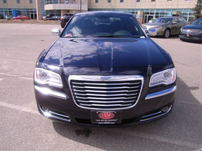 2012 Chrysler 300  Limited