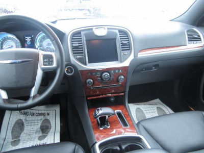 2012 Chrysler 300  Limited