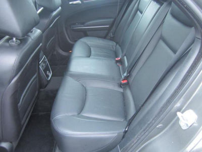 2012 Chrysler 300  Limited