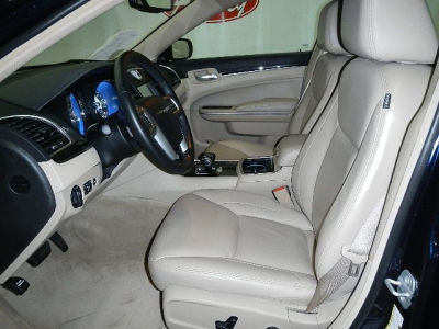 2012 Chrysler 300  Limited