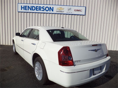 2010 Chrysler 300  Touring