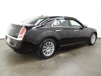 2012 Chrysler 300  Limited