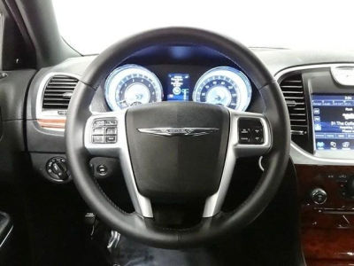 2012 Chrysler 300  Limited