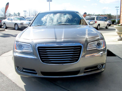 2012 Chrysler 300  Limited