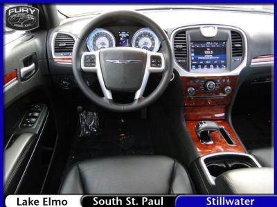 2012 Chrysler 300  Limited