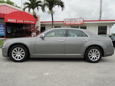 2012 Chrysler 300  Limited