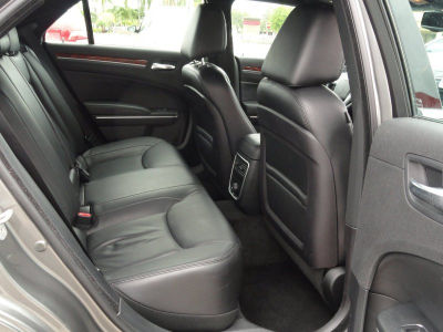 2012 Chrysler 300  Limited