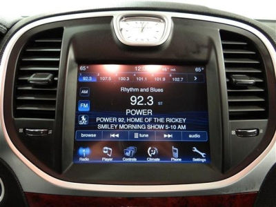 2012 Chrysler 300  Limited