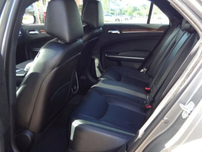 2012 Chrysler 300  Limited