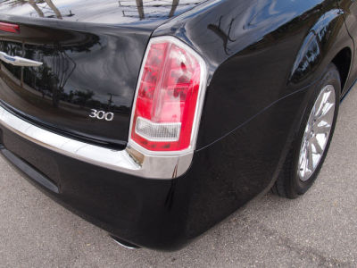 2012 Chrysler 300  Limited