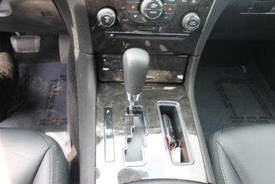 2011 Chrysler 300  Limited