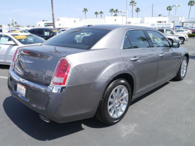 2012 Chrysler 300  Limited