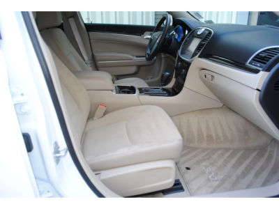 2011 Chrysler 300  Base