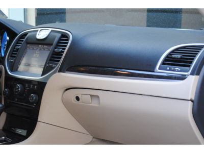 2011 Chrysler 300  Base