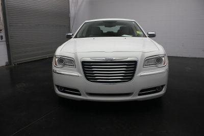 2012 Chrysler 300  Limited