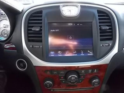 2012 Chrysler 300  Limited