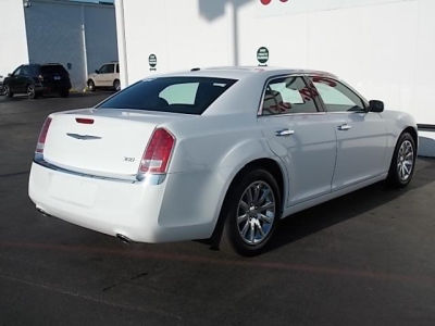 2012 Chrysler 300  Limited
