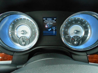 2012 Chrysler 300  Limited