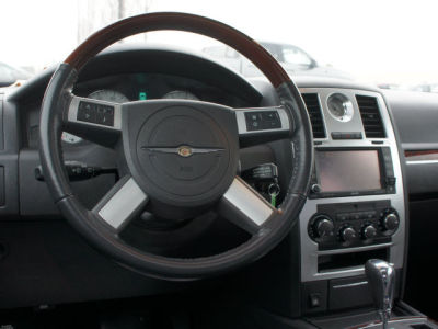 2009 Chrysler 300  Limited