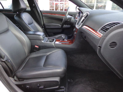 2012 Chrysler 300  Limited