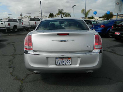 2012 Chrysler 300  Limited