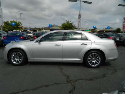 2012 Chrysler 300  Limited