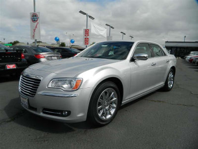 2012 Chrysler 300  Limited