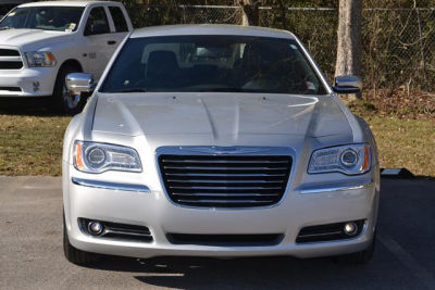 2012 Chrysler 300  Limited
