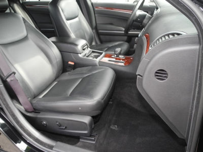 2012 Chrysler 300  Limited