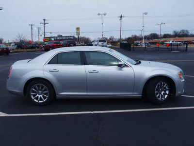 2012 Chrysler 300  Limited