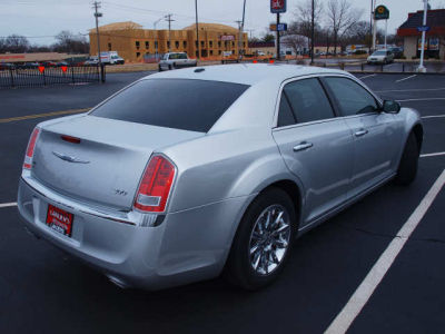 2012 Chrysler 300  Limited