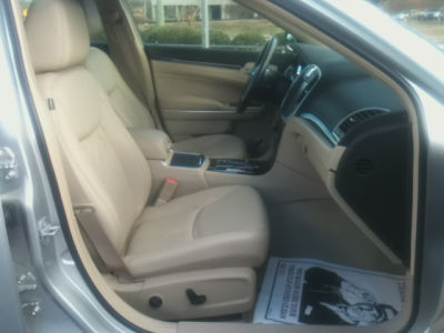 2011 Chrysler 300  Limited