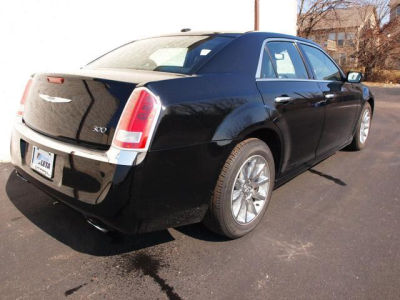 2012 Chrysler 300  Limited