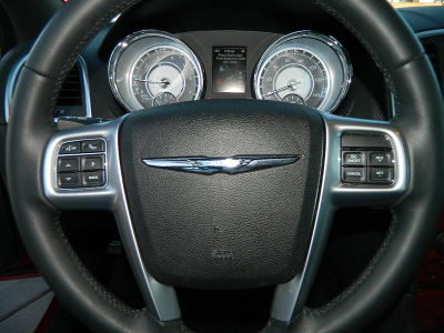 2012 Chrysler 300  Limited