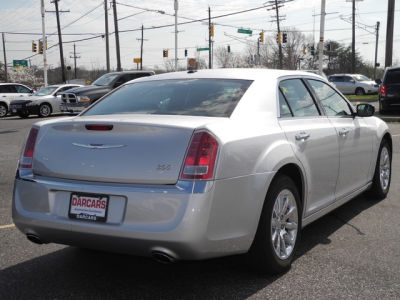 2012 Chrysler 300  Limited