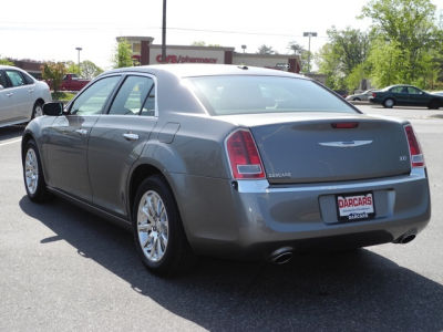 2012 Chrysler 300  Limited