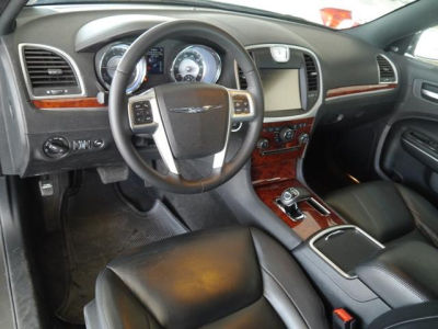 2012 Chrysler 300  Limited
