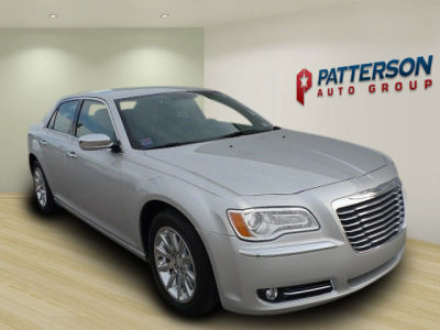 2012 Chrysler 300  Limited