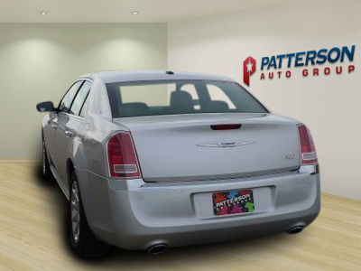 2012 Chrysler 300  Limited