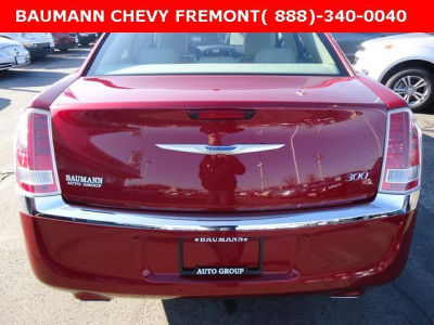 2012 Chrysler 300  Limited